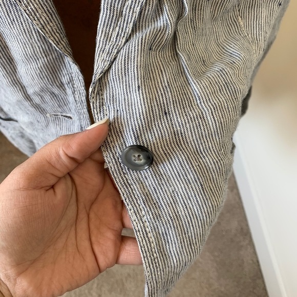 Caslon Linen Blazer - Picture 3 of 10